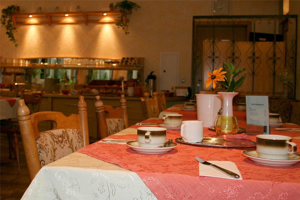 Hotel Haus Sonneck 켈베르크 외부 사진